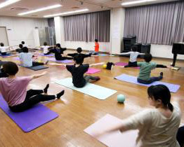 ピラティス（骨盤体操）